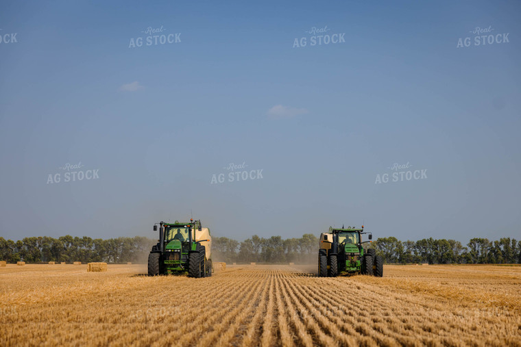 Baling Straw Bales 152340