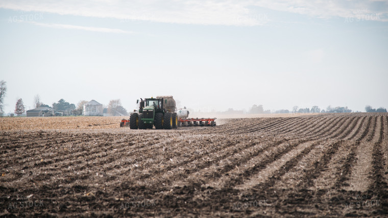 Applying Anhydrous and Dry Fertilizer 26177