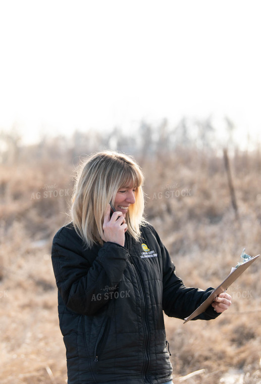 Farmer Scouting Land 185053