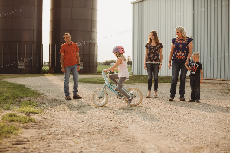 Farm Family Walking Along Corn Field and Shed 4474