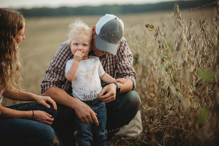 Farm Family Testing Soybean Moisture 4819