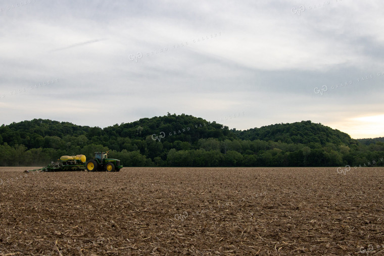 Planting on Sunny Day 52130