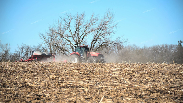 Planting on Hilly Ground 25101