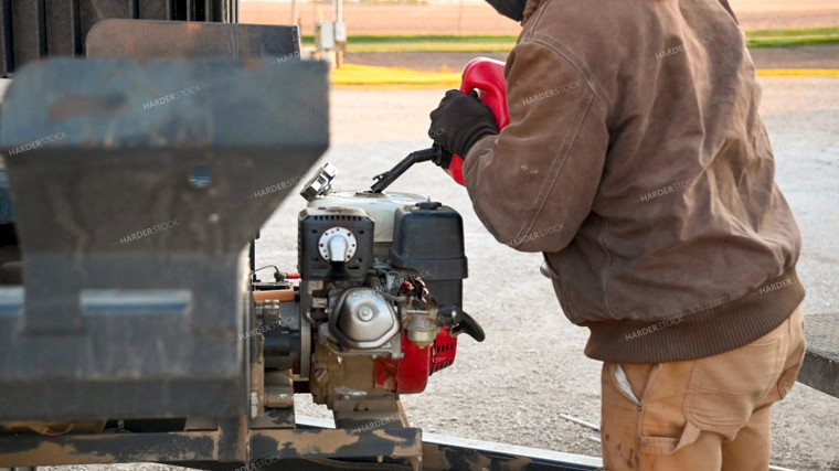 Farmer Fueling up Seed Tender 25191