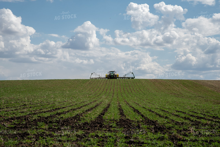 Planting into Cover Crops 76056