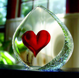 Mats Jonasson Heart Crystal Block - Ingebretsen's Nordic Marketplace