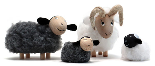 Winsome Sheep Family