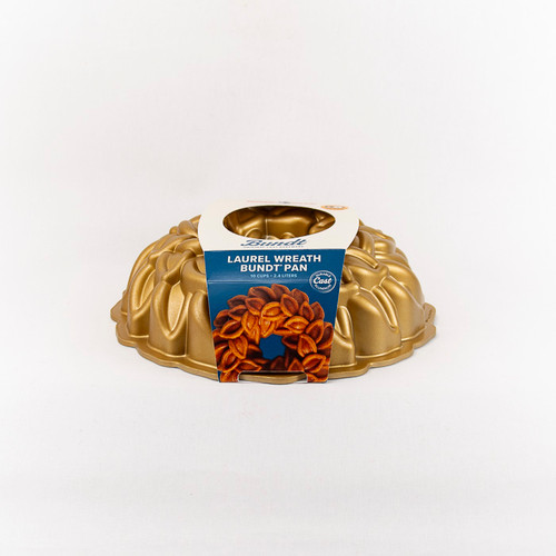 Laurel Wreath Bundt® Pan