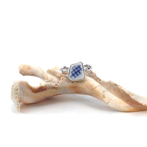 Blue and White Cross Stitch Sea Pottery Ring - Size 7