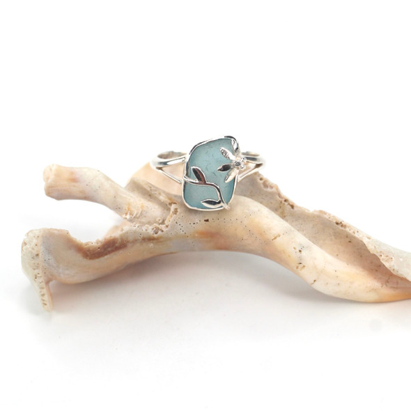 Aqua Elongated Sea Glass Lily Ring - Size 9