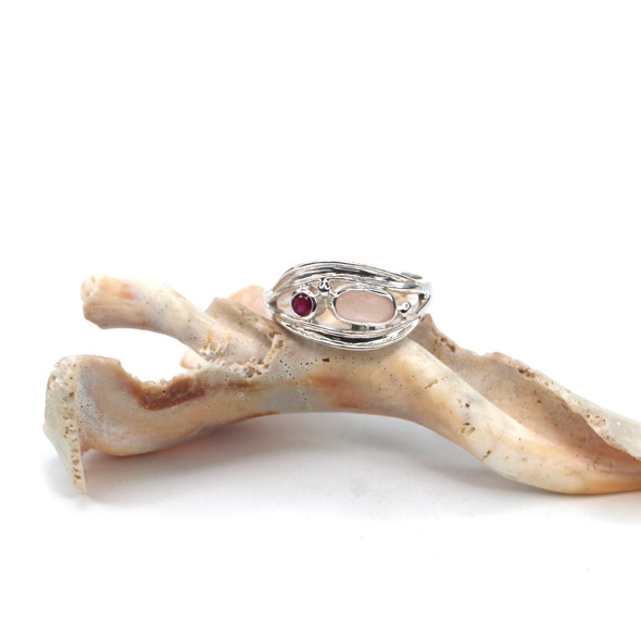 Pink Oval Sea Glass and Ruby Wavy Ring - Size 9