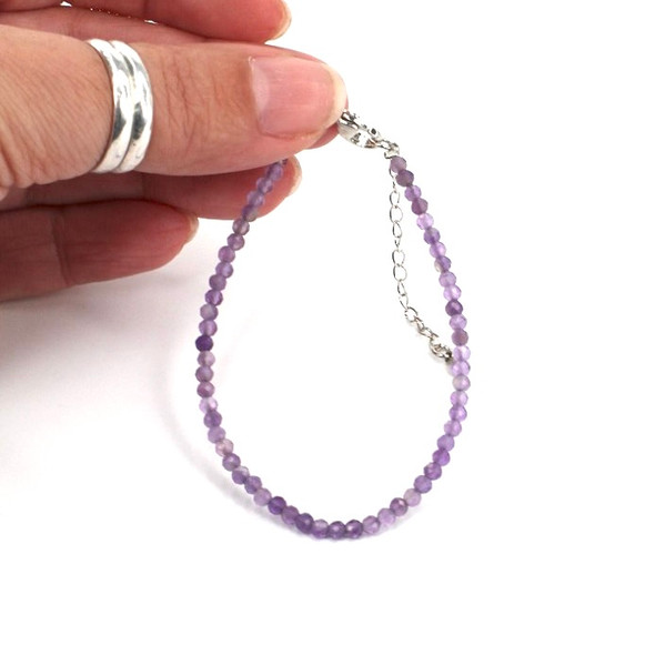 Amethyst Beaded Gemstone Bracelet 7" Length detail view of secure sterling silver lobster clasp