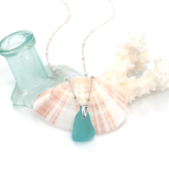 Aqua Allure Sea Glass Pinch Necklace