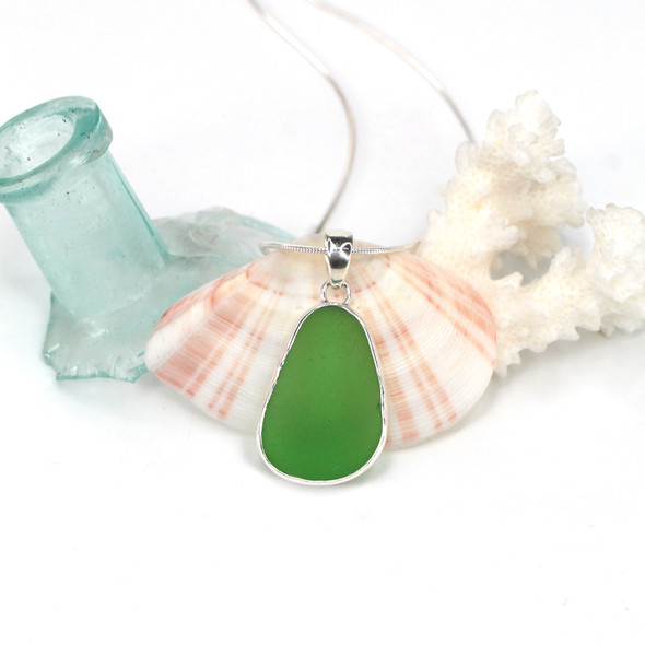 Green Teardrop Sea Glass Single Bezel Necklace Green Teardrop Sea Glass Single Bezel Necklace