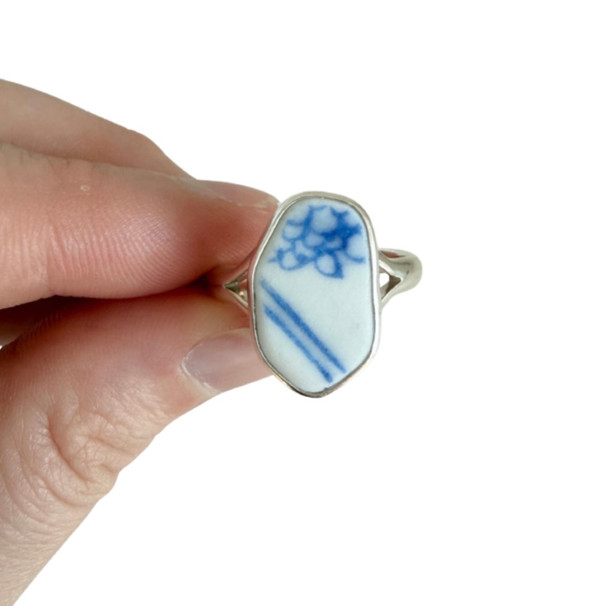 Blue and White Sea Pottery Split Flower Band - Size 9