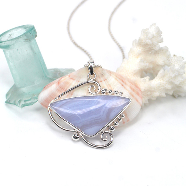 Lace Agate Whirlwind Necklace