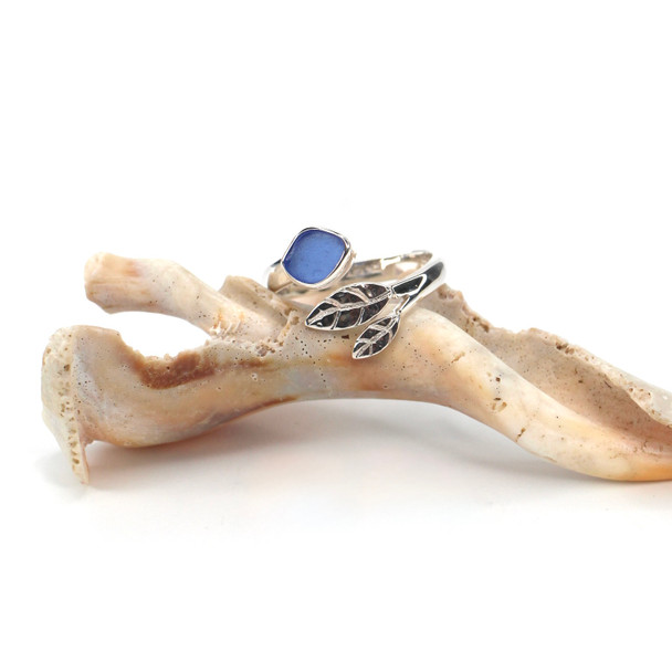 Cornflower Medium Little Leaf Sea Glass Ring - Size 9