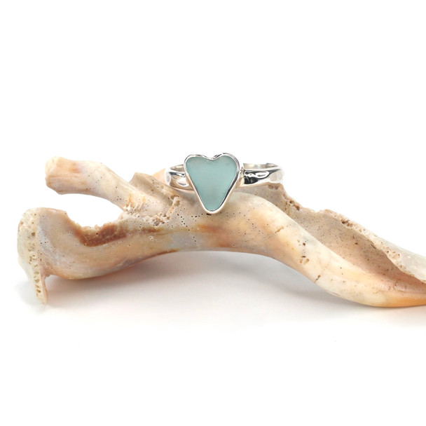 Aqua Sea Glass Hammered Heart Ring - Size 9
