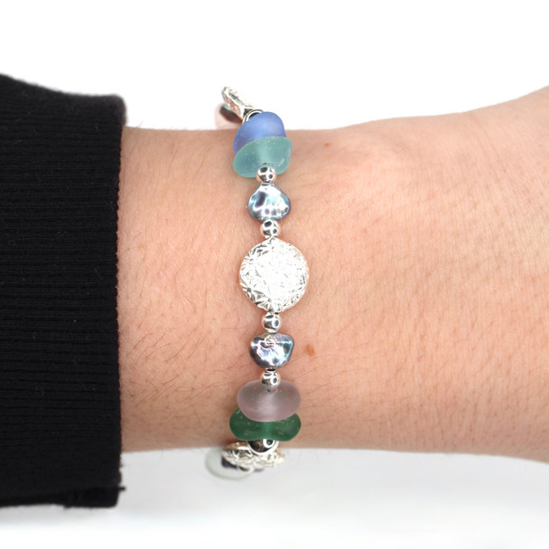 Lavender Berry Blues Sea Glass Shimmer Beaded Bracelet on model for color reference.