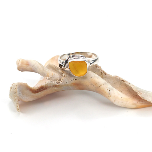 Honey Amber Striped Bright Sea Glass and Citrine Ocean Swirl Ring - Size 9