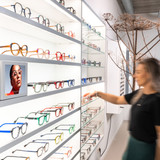 CARRÉ with LED Shelves.