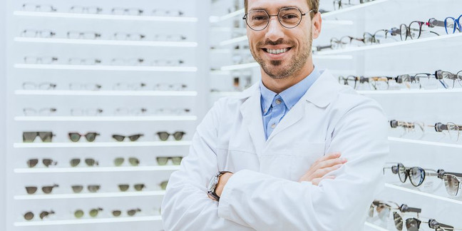 10 Easy-to-Fix Mistakes Hurting Your Optical Dispensing Business (Part 1)