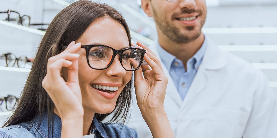 Top 3 Ways to Improve Your Optical Business’s Customer Experience