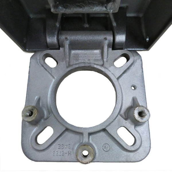 Square Hinged Base Aluminum Light Pole 16 ft 4 in Hinged Base