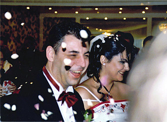 Eva & Hubby's Rose Petal Toss