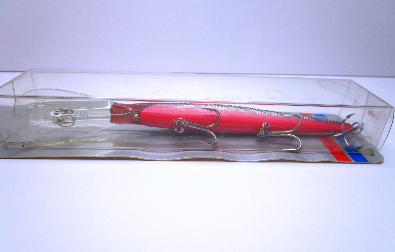 Vintage Rebel Spoonbill Minnow Black/Silver 4 1/2 Deep Jerkbait