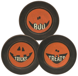 Primitive Halloween Boo, Tricks and Treats Wooden Decorative Plates Primitive Halloween Boo, Tricks and Treats Wooden Decorative Plates