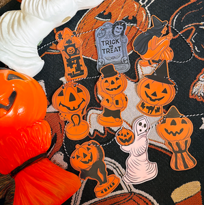 Vintage Halloween Blow Mold Inspired Bunting Vintage Halloween Blow Mold Inspired Bunting