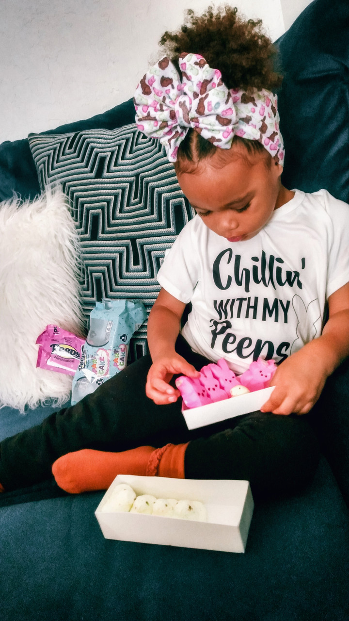 "Chillin' With My Peeps" Tee
