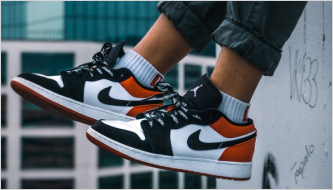 Longer Blog Title 1 Here on Two Lines