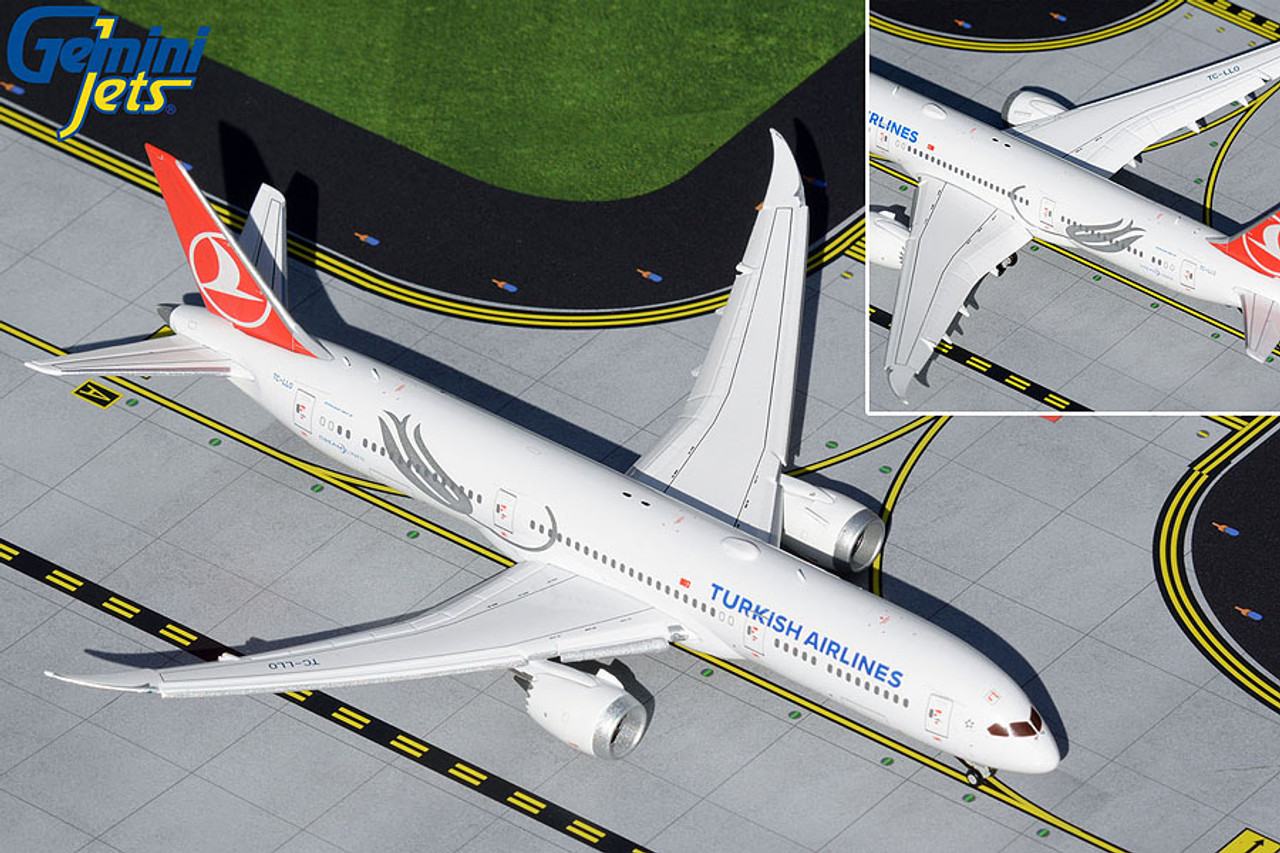 GeminiJets Turkish 787-9 1/400 Reg# TC-LLO Flaps Down