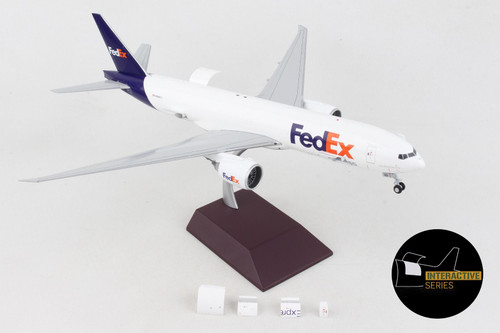 GeminiJets FedEx 777-200LRF 1/400 Reg# N889FD Interactive - Pilot