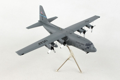 GeminiMacs USAF C-130 1/400 Delaware Air Nat Guard 90-1057 - Pilot