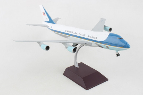 SKYMARKS Air Force One VC25/747-200 1/250 - Pilot Stuff Online