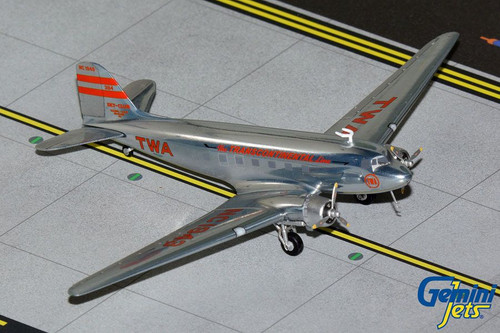 Gemini200 Bonanza DC-9-11 1/200 Reg# N945L - Pilot Stuff Online