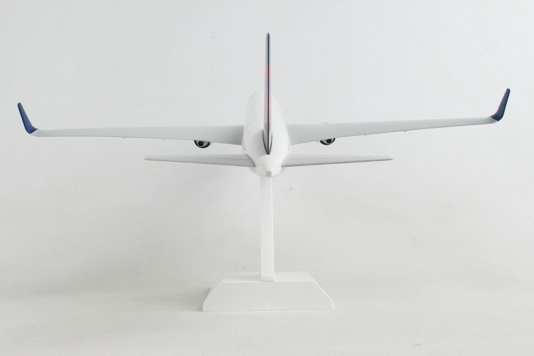 SKYMARKS Delta 767-300 1/150 2007 Livery Reg#N178DZ - Pilot Stuff