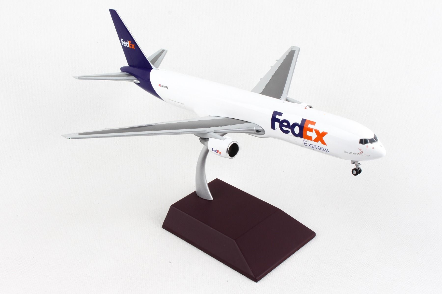 Gemini200 FedEx 767-300ER 1/200 Reg# N103FE - Pilot Stuff Online