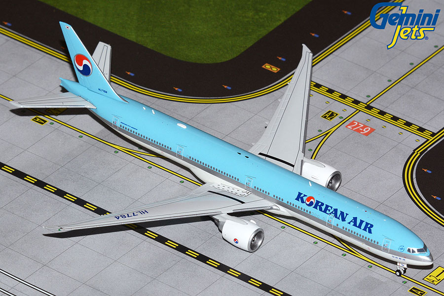 GeminiJets Korean Air 777-300ER 1/400 Reg# HL7784 - Pilot Stuff Online