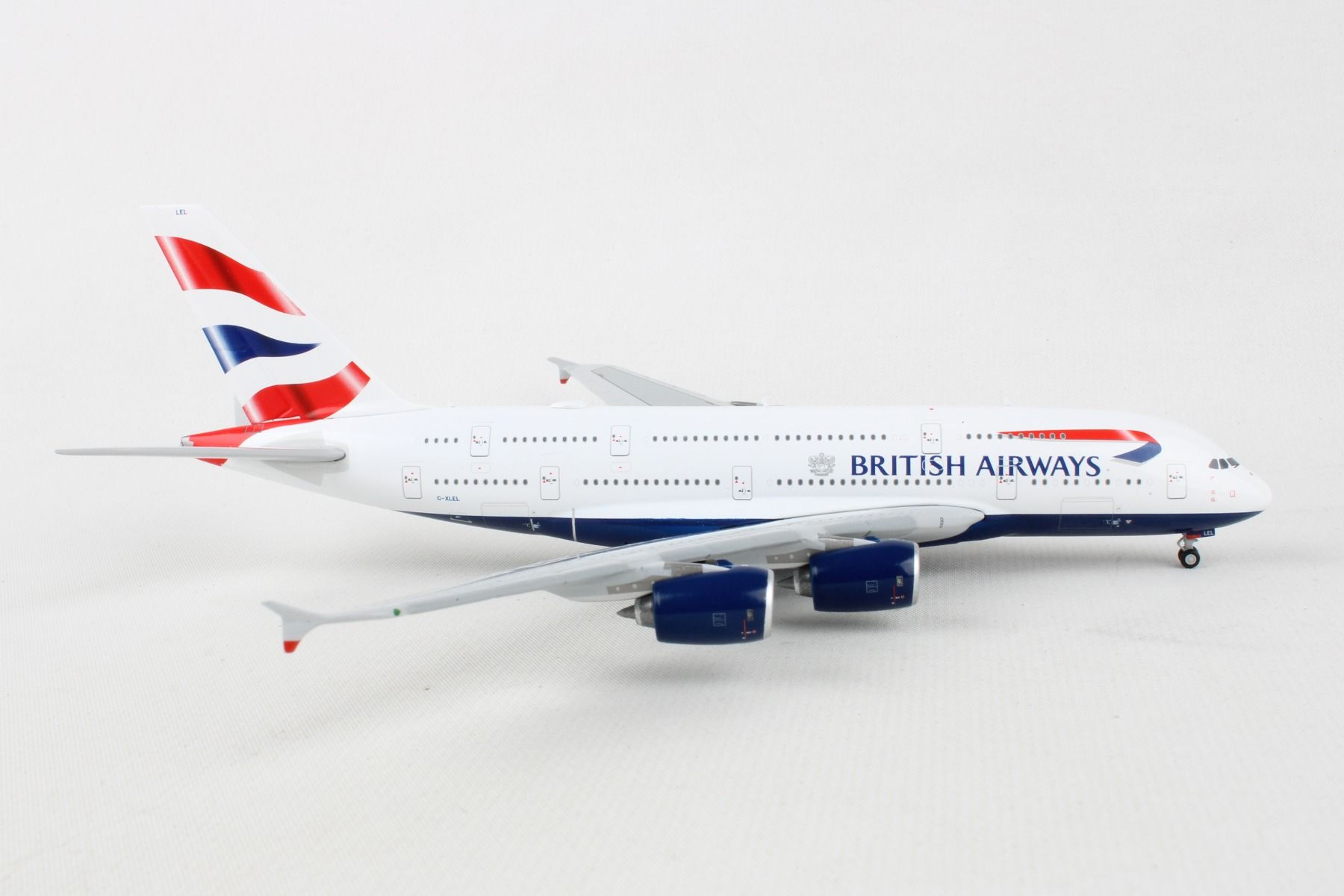GeminiJets British Airways A380 1/400 Reg# G-XLEL - Pilot