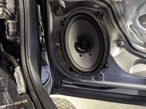 Metra 82-7402 Speaker Adapter for Select 2016-Up Nissan Titan Vehicles