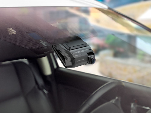 Thinkware ARC 900 4K UHD 2-Channel Dash Cam with 2K Rear Camera, Dual HDR, WiFi, GPS, 64GB and Hardwire Cable