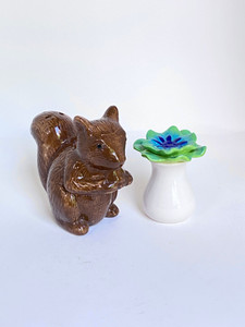 VINTAGE SQUIRREL & FLOWER SALT AND PEPPER SHAKER