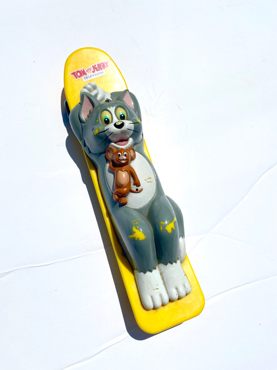 VINTAGE 90S TOM AND JERRY SKATEBOARD TELEPHONE