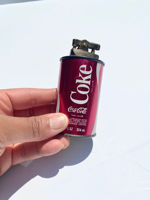 VINTAGE COCA COLA CAN FLINT LIGHTER