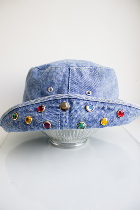 VINTAGE 90S BLOSSOM BEJEWELED BUCKET HAT