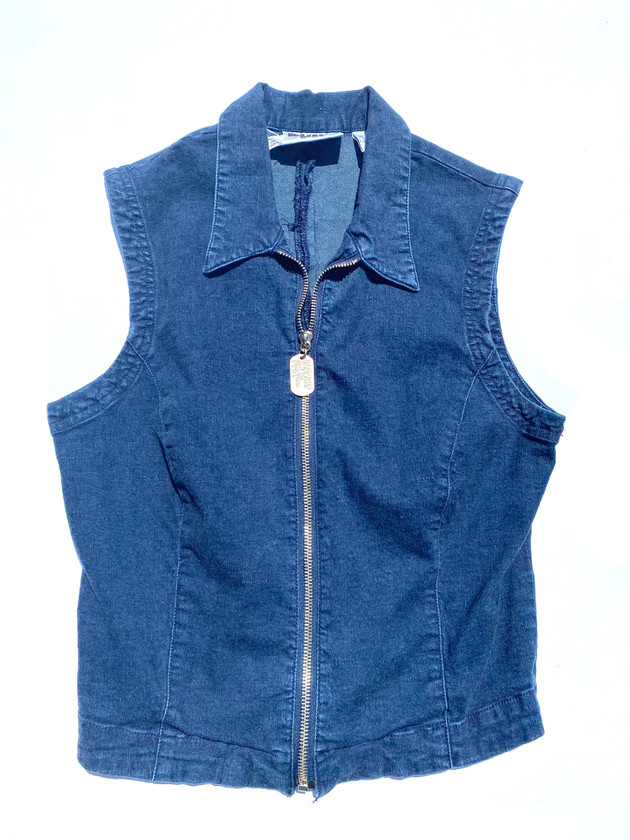 90S DKNY ZIP UP DENIM VEST